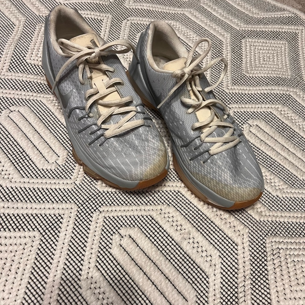 Nike KD 8’s Easter Gray- Youth 6.5
